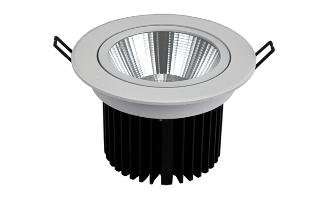 亚傅体育登录照明18W COB嵌灯