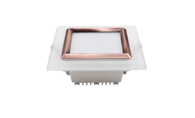 亚傅体育登录照明LED筒灯驱动为恒流隔离外置驱动，便于安装维护，与光源板实现完美匹配。