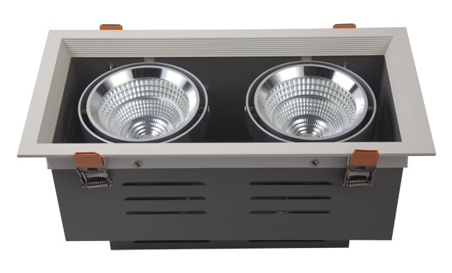 LED豆胆灯 24W 开孔300x140mm LED双头格栅射灯