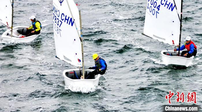 2025年全国帆船冠军赛在厦门开赛：18城40队313名选