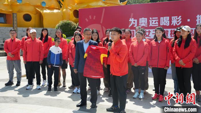 中国女子橄榄球队走进南