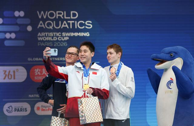 中国选手郭牧也斩获2026世界泳联花样游泳世界杯