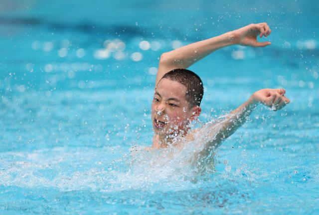 中国选手郭牧也斩获2026世界泳联花样游泳世界杯