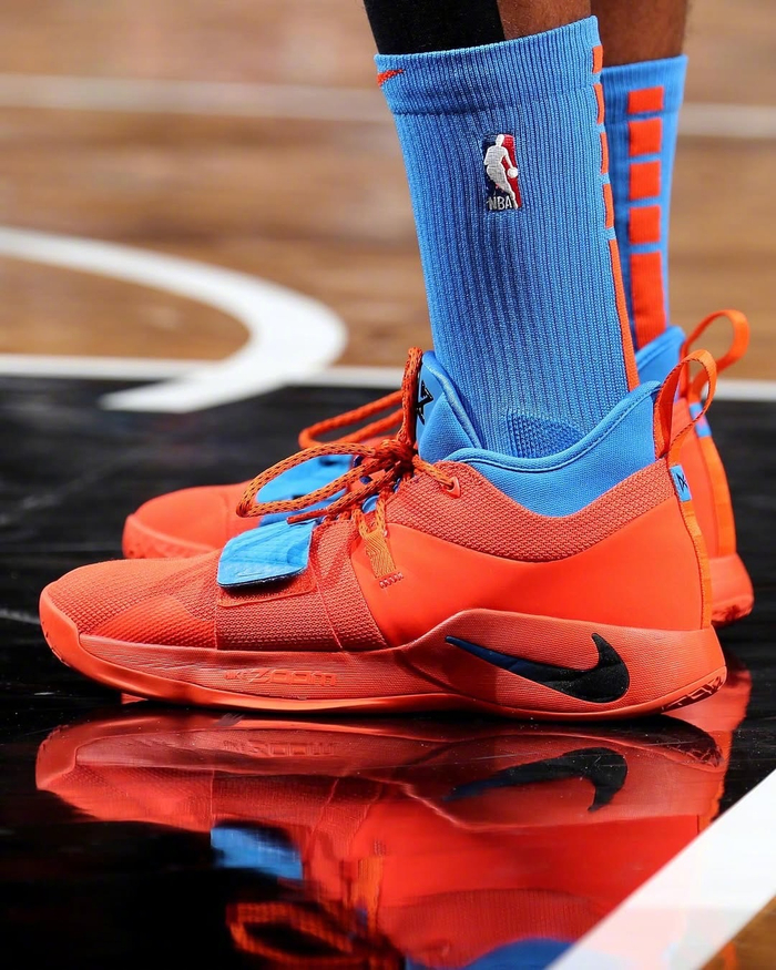 乔治晒出签名鞋回顾引热议 哪一双是他的最佳作