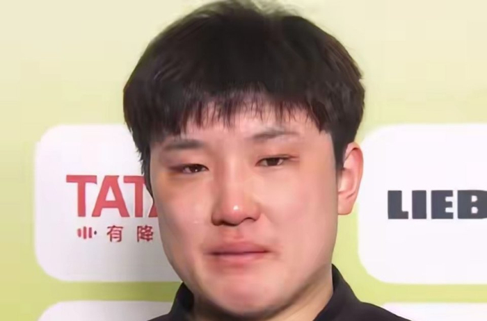 张本智和爆冷出局赛后崩溃落泪 日本选手集体情