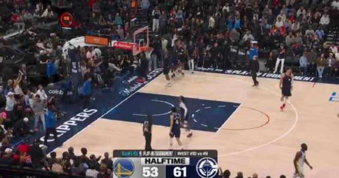 勇士末节狂轰43分逆转快船 老将群助球队淘汰卫